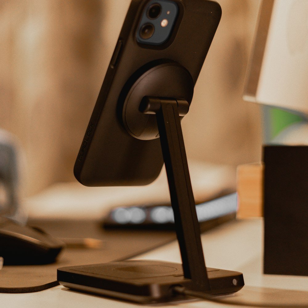 FlexGrip Phone Stand